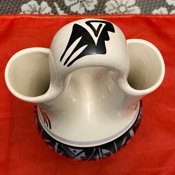 MESA VERDE POTTERY HAND PAINTED WEDDING VASE - Picture 5 of 6